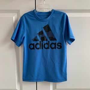Adidas kids shirt Sz 5